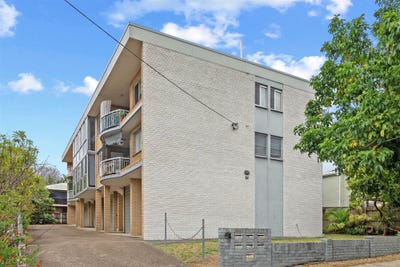 /international/au/6-64-real-street-annerley-qld-152668740/