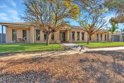 /international/au/60-shetland-drive-moama-nsw-148361244/