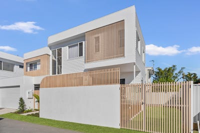 /international/au/4-philippine-lane-palm-beach-qld-148305116/