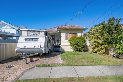 /international/au/51-townsend-street-brighton-qld-148463152/