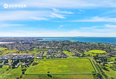 /international/au/105-derril-road-portland-vic-151444104/