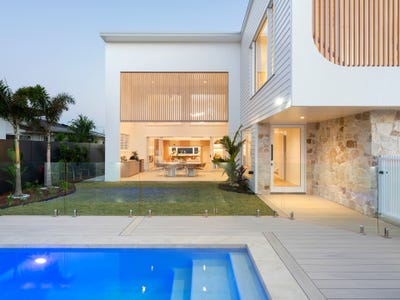 /international/au/30-mawarra-street-buddina-qld-151963356/