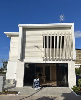 /international/au/corner-of-coral-sea-drive-arlington-drive-pelican-waters-qld-202402534/