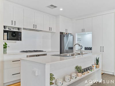 /international/au/7-perrinvale-loop-golden-bay-wa-151392468/