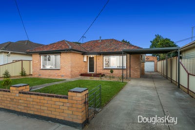 /international/au/32-lodden-street-sunshine-north-vic-150813604/