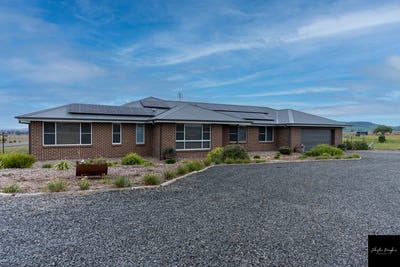 /international/au/101-clark-road-boggabri-nsw-148415192/