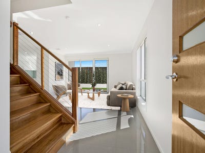 /international/au/53-57-charles-canty-drive-wellington-point-qld-151259680/