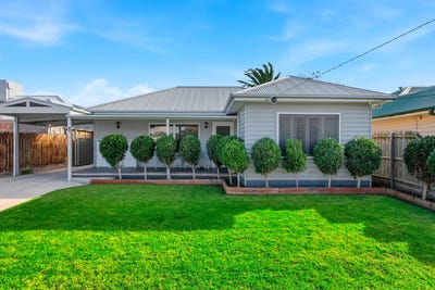 /international/au/1-acacia-avenue-seaholme-vic-151452336/