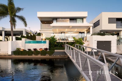 /international/au/52-the-promenade-isle-of-capri-qld-152392772/