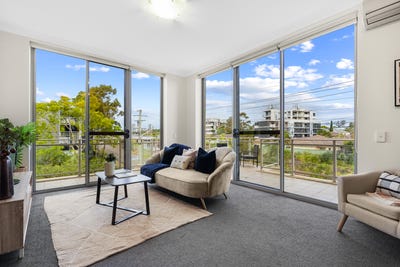 /international/au/30-1-11-lydbrook-street-westmead-nsw-148471408/