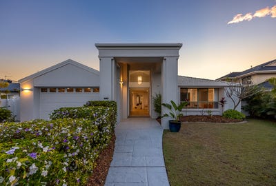 /international/au/14-julatten-drive-robina-qld-152561136/