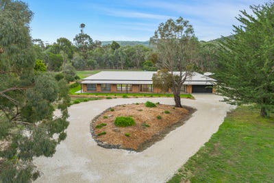 /international/au/15-argent-court-riddells-creek-vic-151327484/