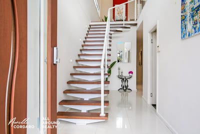 /international/au/151-macrossan-avenue-norman-park-qld-148284700/