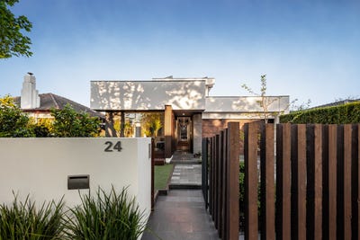 /international/au/24-clonaig-street-brighton-east-vic-152625480/