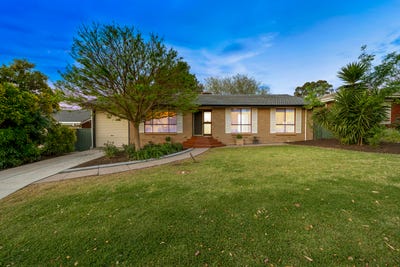 /international/au/12-maughan-avenue-redwood-park-sa-152485760/