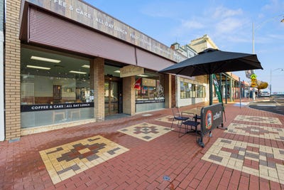 /international/au/154-156-main-street-stawell-vic-505175804/