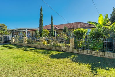 /international/au/100a-albert-street-margate-qld-148592892/