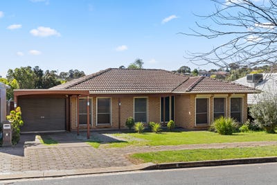 /international/au/8-plews-avenue-valley-view-sa-152399376/