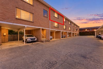 /international/au/30-25-macquoid-street-queanbeyan-east-nsw-152670272/