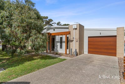 /international/au/1-1-3-callistemon-court-ocean-grove-vic-150814296/