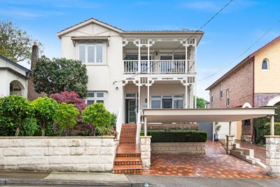 /international/au/12-lyons-road-drummoyne-nsw-152663012/