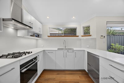 /international/au/19a-durant-way-brentwood-wa-152470536/