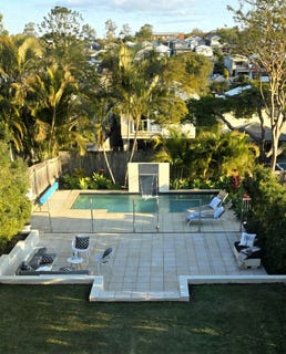 /international/au/252-ferguson-road-seven-hills-qld-152176712/