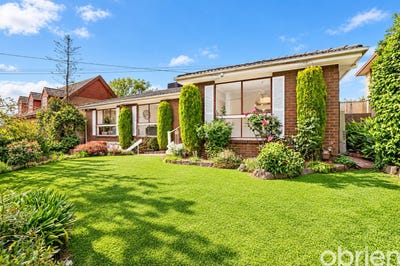 /international/au/22-narracan-street-vermont-south-vic-152655696/