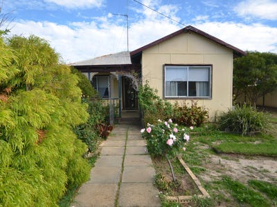 /international/au/33-third-street-harvey-wa-151302952/