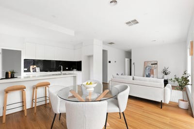 /international/au/15a-crows-road-belmont-vic-150627640/
