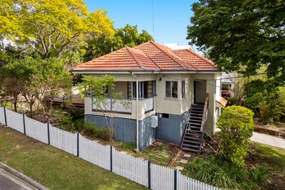 /international/au/7-jordan-street-greenslopes-qld-151360384/