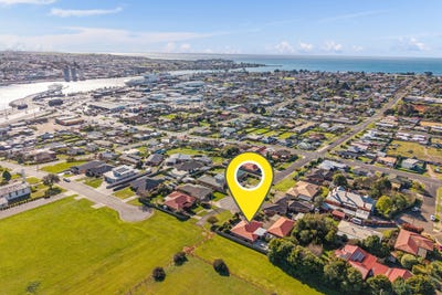 /international/au/1-135-mary-street-east-devonport-tas-152389852/
