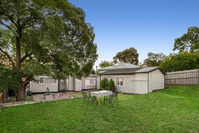 /international/au/168-henry-street-greensborough-vic-150982184/