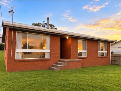 /international/au/5-ross-ave-currie-tas-152408504/