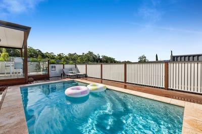 /international/au/11-ardisia-court-burleigh-heads-qld-151188516/