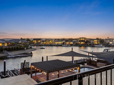 /international/au/44-oxley-drive-paradise-point-qld-150885852/