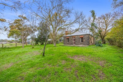 /international/au/260-deep-creek-road-campbelltown-vic-700367312/?lang=en