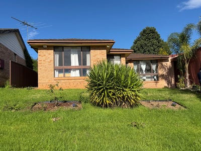 /international/au/18-octavia-avenue-rosemeadow-nsw-151311512/