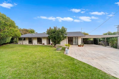 /international/au/11-poplar-drive-rosebud-vic-151093104/