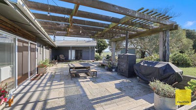 /international/au/20-larkin-road-fish-creek-vic-151013384/