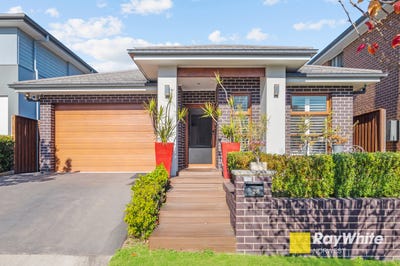 /international/au/28-sebastian-crescent-colebee-nsw-148529616/