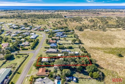 /international/au/22-mermaid-drive-innes-park-qld-151367700/