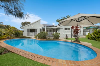 /international/au/51-maryann-street-golden-beach-qld-152142336/