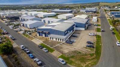 /international/au/unit-1-23-farrow-circuit-seaford-sa-505131624/