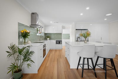 /international/au/139-cooyar-street-noosa-heads-qld-148375872/