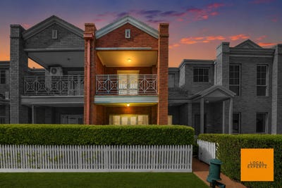 /international/au/12-wattletree-drive-taylors-hill-vic-150964416/