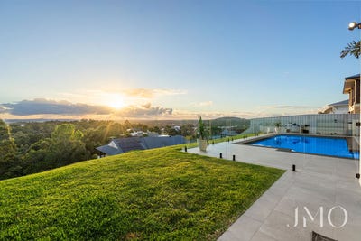 /international/au/8-islandview-terrace-ormeau-hills-qld-152132256/