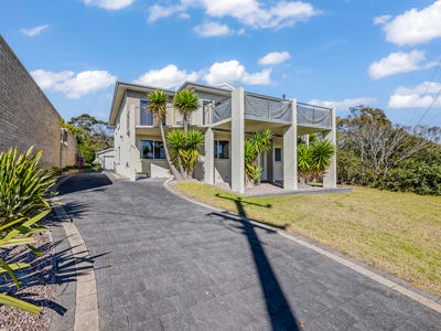 /international/au/106-main-road-binalong-bay-tas-150945588/