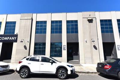 /international/au/the-station-214a-hall-street-spotswood-vic-505095644/