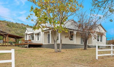 /international/au/2337-danglemah-road-woolbrook-nsw-700410004/